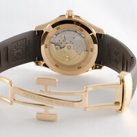 Patek Philippe · Aquanaut — 8 / 9 Patek Philippe · Aquanaut — 8 / 9