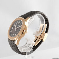 Patek Philippe · Aquanaut — 6 / 9 Patek Philippe · Aquanaut — 6 / 9