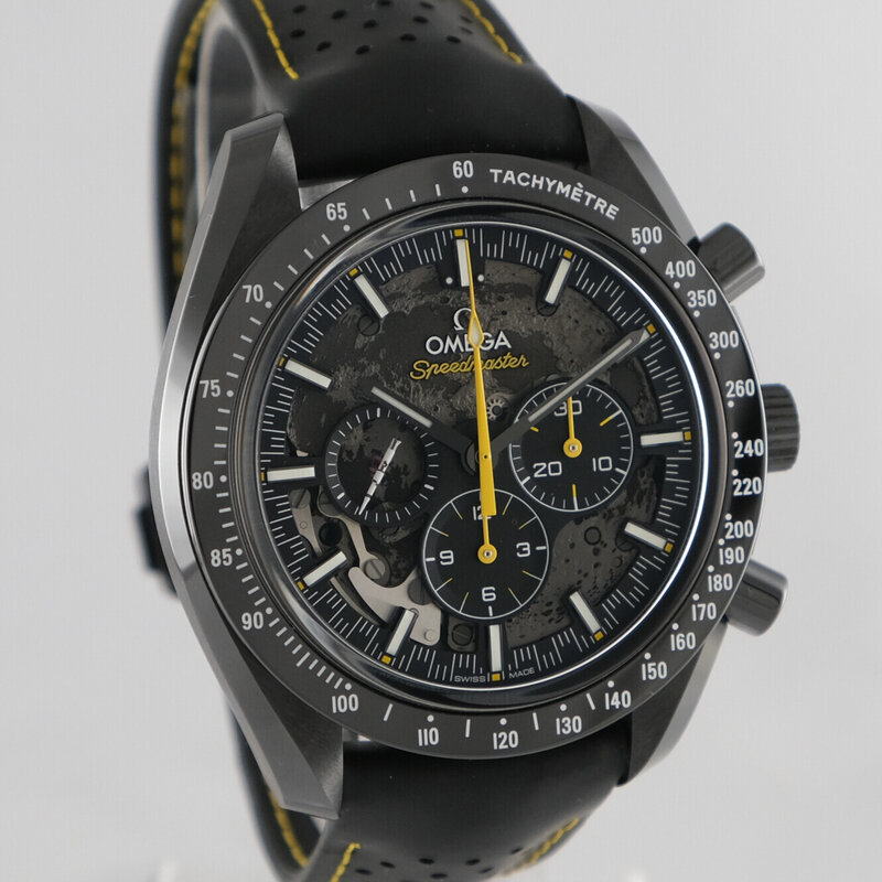Omega · Speedmaster Apollo 8 Keramik DARK SIDE OF THE MOON — 1 / 8 Omega · Speedmaster Apollo 8 Keramik DARK SIDE OF THE MOON — 1 / 8