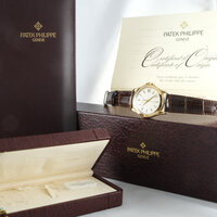 Patek Philippe · Calatrava Automatic — 3 / 8 Patek Philippe · Calatrava Automatic — 3 / 8