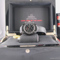 Omega · Speedmaster Keramik DARK SIDE OF THE MOON — 8 / 8 Omega · Speedmaster Keramik DARK SIDE OF THE MOON — 8 / 8