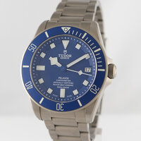 Tudor · Pelagos — 2 / 9 Tudor · Pelagos — 2 / 9