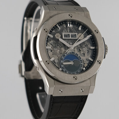 Hublot · Big Bang Classic Fusion Aerofusion Moonphase Titanium Hublot · Big Bang Classic Fusion Aerofusion Moonphase Titanium