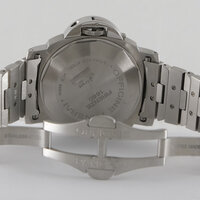 Panerai · Luminor Marina Automatic — 6 / 7 Panerai · Luminor Marina Automatic — 6 / 7