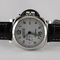 Panerai · Luminor Marina Automatic — 7 / 8