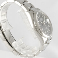 Rolex · Datejust — 7 / 8 Rolex · Datejust — 7 / 8