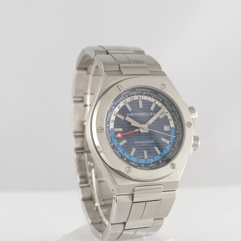 Michel Herbelin · CAP CAMARAT GMT Automatic — 1 / 9 Michel Herbelin · CAP CAMARAT GMT Automatic — 1 / 9