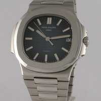 Patek Philippe · Nautilus Jumbo Tiffany & Co — 2 / 15