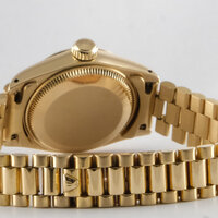 Rolex · Damenuhr Oyster Datejust — 3 / 8 Rolex · Damenuhr Oyster Datejust — 3 / 8