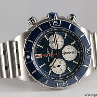 Breitling · Super Chronomat B01 44 — 7 / 8