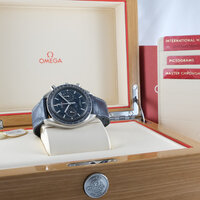Omega · Speedmaster Mondphase Co-Axial Master Chronometer — 3 / 9 Omega · Speedmaster Mondphase Co-Axial Master Chronometer — 3 / 9