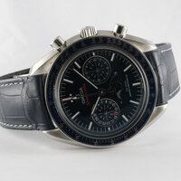 Omega · Speedmaster Mondphase Co-Axial Master Chronometer — 9 / 9 Omega · Speedmaster Mondphase Co-Axial Master Chronometer — 9 / 9