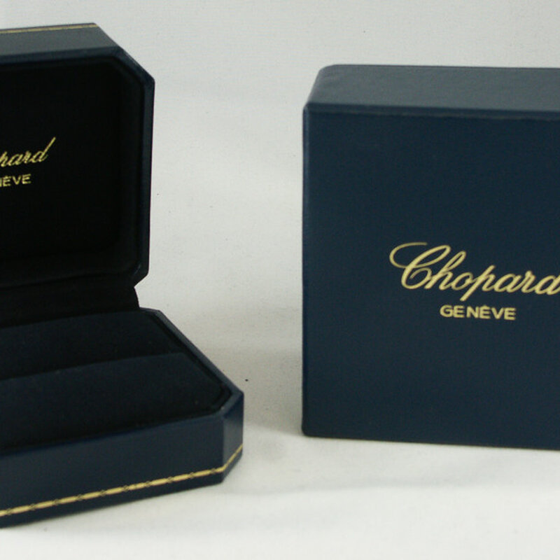 Chopard · Ringbox blau mit Umkarton — 1 / 2 Chopard · Ringbox blau mit Umkarton — 1 / 2