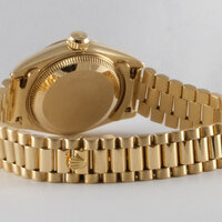 Rolex · Damenuhr Oyster Datejust — 3 / 8 Rolex · Damenuhr Oyster Datejust — 3 / 8