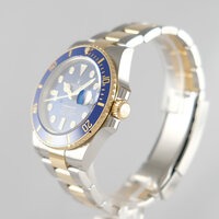 Rolex · Submariner — 3 / 9 Rolex · Submariner — 3 / 9