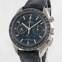 Omega · Speedmaster Mondphase Co-Axial Master Chronometer — 2 / 9 Omega · Speedmaster Mondphase Co-Axial Master Chronometer — 2 / 9