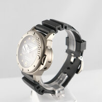 Panerai · Luminor Submersible — 4 / 6