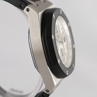 Audemars Piguet · Off Shore Chrono — 5 / 8