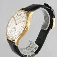 IWC · Portugieser Handaufzug — 5 / 8 IWC · Portugieser Handaufzug — 5 / 8