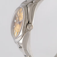 Rolex · Oyster White Grape — 3 / 7 Rolex · Oyster White Grape — 3 / 7