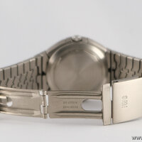 IWC · Porsche Design Chrono Automatic — 6 / 9 IWC · Porsche Design Chrono Automatic — 6 / 9