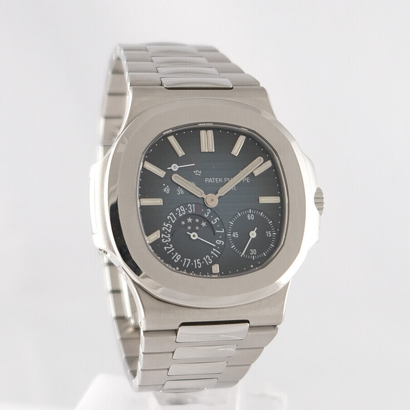 Patek Philippe · Nautilus — 1 / 9