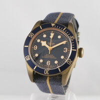 Tudor · Heritage Black Bay — 2 / 7 Tudor · Heritage Black Bay — 2 / 7