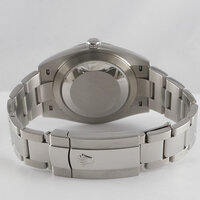 Rolex · Datejust 41 — 6 / 8 Rolex · Datejust 41 — 6 / 8