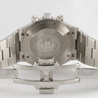 Vacheron Constantin · Overseas Chrono — 8 / 9