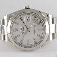 Rolex · Datejust 41 — 5 / 8 Rolex · Datejust 41 — 5 / 8