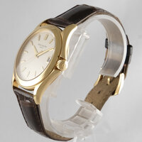 Patek Philippe · Calatrava Automatic — 5 / 8 Patek Philippe · Calatrava Automatic — 5 / 8