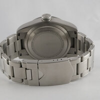 Tudor · GMT — 5 / 9 Tudor · GMT — 5 / 9