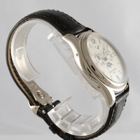 Patek Philippe · Jahreskalender — 7 / 9