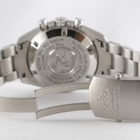 Omega · Speedmaster — 4 / 9 Omega · Speedmaster — 4 / 9