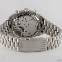 Omega · Speedmaster Chronoscope 43 — 6 / 8 Omega · Speedmaster Chronoscope 43 — 6 / 8