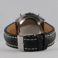 Breitling · Navitimer Chronomat — 7 / 9 Breitling · Navitimer Chronomat — 7 / 9