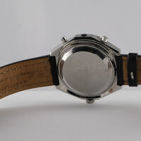 Breitling · Navitimer Chronomat — 6 / 9 Breitling · Navitimer Chronomat — 6 / 9