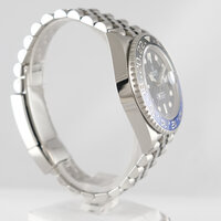 Rolex · GMT-Master II — 7 / 8 Rolex · GMT-Master II — 7 / 8