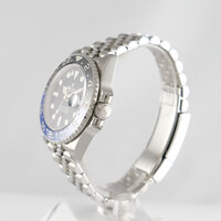 Rolex · GMT-Master II — 6 / 8 Rolex · GMT-Master II — 6 / 8