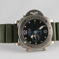 Panerai · Submersible 1950 3 Days Automatic — 5 / 8