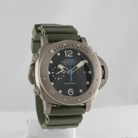 Panerai · Submersible 1950 3 Days Automatic — 2 / 8