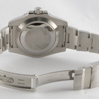 Rolex · Submariner — 8 / 9 Rolex · Submariner — 8 / 9