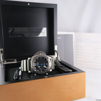 Panerai · Submersible 1950 3 Days Automatic — 6 / 8