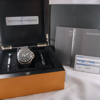 Panerai · Luminor GMT — 3 / 8