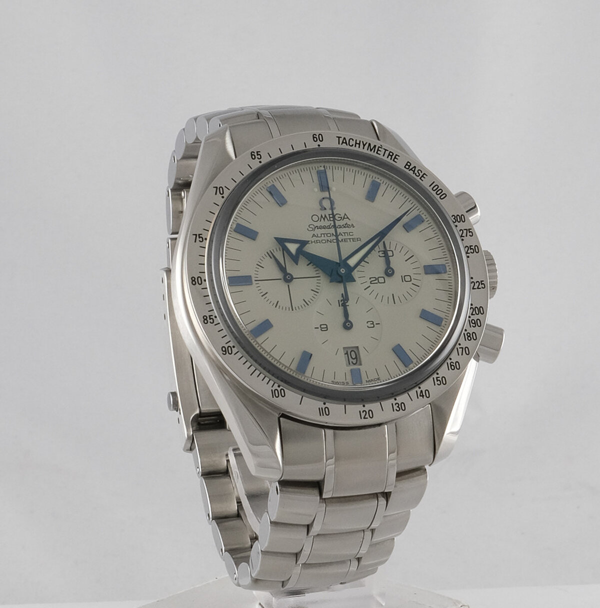 omega speedmaster broad arrow